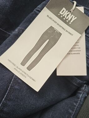 DKNY Bleecker Shaping Skinny Jeans in Indigo Blue